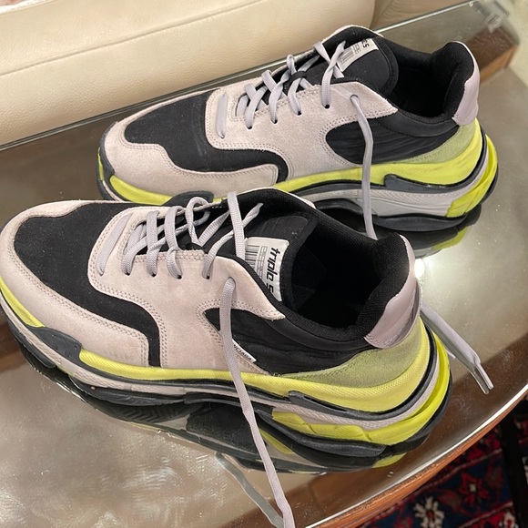 Balenciaga Other - Balenciaga Triple S men’s sneakers size 10. Authentic and in good condition
